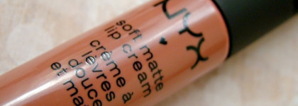 Матовая жидкая помада  NYX Soft Matte Lip Cream в оттенке Cannes