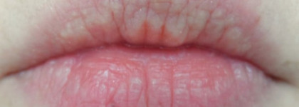 Сверкающая помада Beyu Fruit&Gloss,  № 62 Wildberry