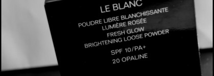 Chanel Le Blanc Fresh Glow Brightening Loose Powder SPF 10/PA+ #20 Opaline