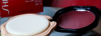 Компактная пудра с полупрозрачной текстурой Shiseido Sheer And Perfect Compact Foundation Spf 15 в оттенке I20