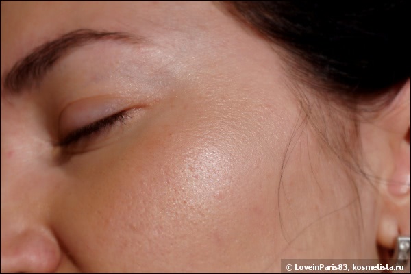 Chanel Camelia De Plumes Poudre illuminatrice Highlighting Powder