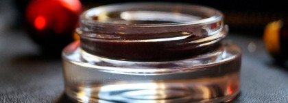 Chanel Illusion D'Ombre 857 Rouge Noir