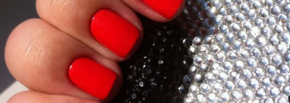 OPI My Paprika is Hotter Then Yours NL E76