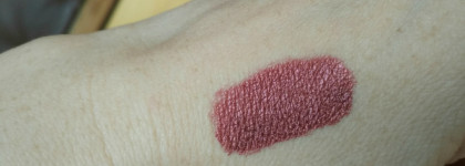 Nyx Soft Matte Metallic Lip Cream, оттенок Rome 09