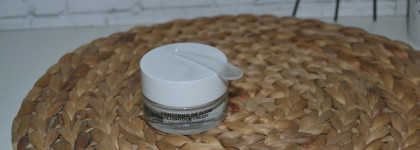 Крем для век Sisbela contorno de ojos. Поведение на сухой коже