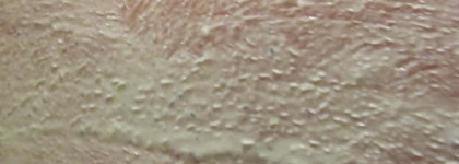 Три варианта средств для очищения  кожи лица: “Nivea”,” Isme”, “Lush”