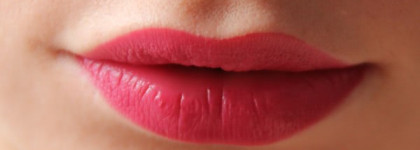 Покорительница мужских сердец - Rimmel Lasting Lipstick  016 Heart Breaker