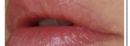 Блеск для губ Zoya Hot Lips glossy lip balm # 35 “Boudoir”