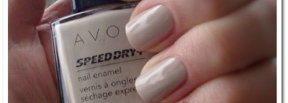 Avon Speeddry+ nail enamel “Street beige” и дизайн с лаком Nogotok Gel effect 3D #22
