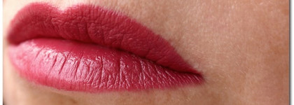 Помада-карандаш Maybelline Color Drama #210 Keep it Classy