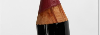 Помада-карандаш Maybelline Color Drama #210 Keep it Classy