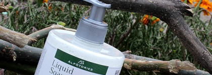 Ароматные приятности для кожи от AlpStories: Укрепляющий гель для тела и Жидкое мыло для рук  календула