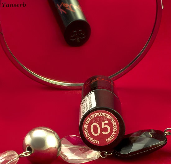 Помада Rimmel Lasting Finish by Kate Lipstick в оттенке 05