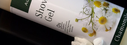 Балуем кожу гелем и молочком AlpStories Ромашка