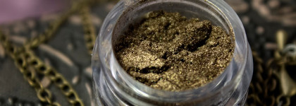 Рассыпчатые тени Tammy Tanuka Sigil Inspired “Расставляющая капканы”