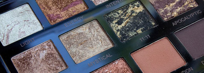 Мраморная палетка от Revolution PRO Regeneration Palette Astrological