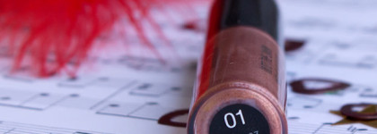 Kiko milano Into The Dark Metallic Lip Color №01. Розовое золото. Как это можно носить?