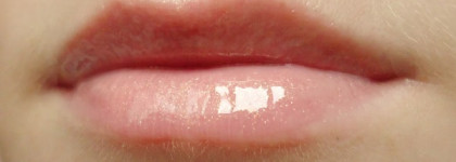 YSL Golden Gloss Shimmering Lip Gloss 19 Golden Petal