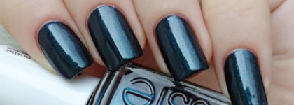Essie Nail Lacquer 90 Dive Bar