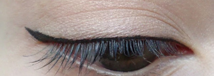 YSL Moire Liquid Eyeliner  #1 Steel Reflections