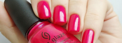 China Glaze Nail Lacquer with Hardeners Fuschia