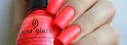 China Glaze Nail Lacquer with Hardeners Surfin' For Boys