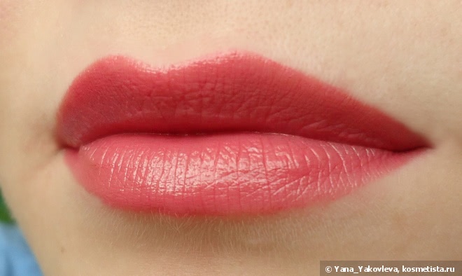 Gucci Gucci Lip Audacious Color-Intense Lipstick 160 Nostalgia