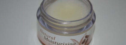 Губных дел мастер - Himalaya Natural Moisturizing Lip Butter