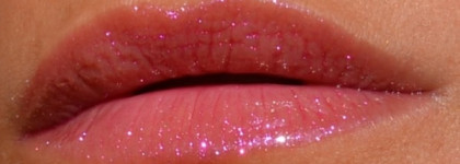 Helena Rubinstein Wanted Stellars Gloss stardust shine & "silicone" volume brillance #46 Cosmic Purple