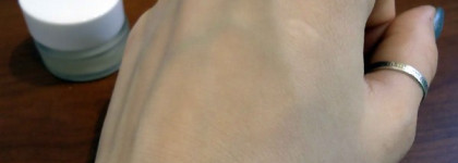 Моя маленькая помощница-база Pupa "Smoothing and Fixing Eye Primer"