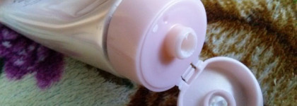 Очищающая пенка с кремовой текстурой Shiseido Benefiance Extra Creamy Cleansing Foam