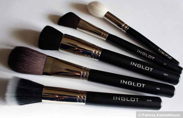Пушистики для лица: Inglot makeup brush 27tg, 1ss,16bjf, 3p  и Hakuhodo j5521