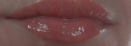 В след ушедшему лету с Estee Lauder Pure Color Gloss Simply Pink #35