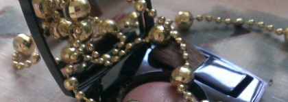 Все побежали и я побежала за румянами Chanel Joues Contraste Powder Blush #84 Accent