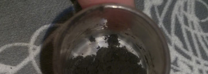 В результате использования ни одна бровинка не пострадала. Хна для бровей Sexy Brow Henna #Deep Black