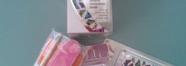 Бабочки на снегу с Лаковыми полосками Sally Hansen Salon Effects