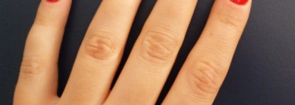 Проба трехцветного маникюра