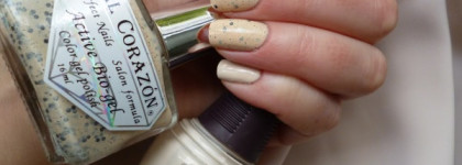 Маникюр цвета слоновой кости