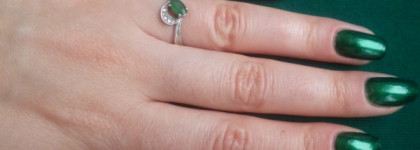 Зелененький он был