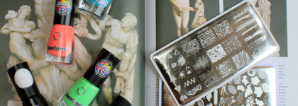 Афродита в маникюре с лаком Seventeen Supreme Nail Enamel #147