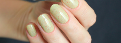 Шесть желтых лаков с красными крапинками, специально для палитры Эндрю Маккарти