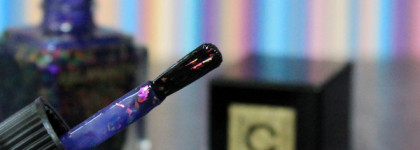 Мультихромная слюда в лаке для ногтей Arbok Celanaste