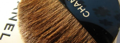 Солнышко в руках! Пудра  Chanel Les Beiges Healthy Glow Sheer Powder SPF 15/PA++ № 20