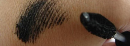 Тушь для ресниц Dior  Diorshow Black Out  (099 черная)