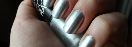 Colorama Maybelline New York 107 | Vivienne Sabo Noctuelle 49