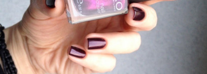 Kiko Nail Lacquer #245 Pearly Dark Ruby