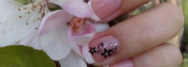 Bell French manicure #01 и наклейки для маникюра El Corazon Nail Art Premium Sticker Nsa-B20