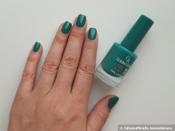 Маникюр в бирюзовых тонах с Color Club #899 Untamed Luxury & Golden Rose Color Expert #55