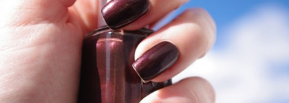 Essie "Decadent Diva"