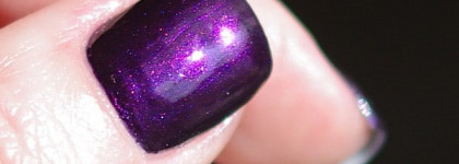 Nars Shimmer Nail Polish "Purple Rain" + Deborah Lippmann "Moon Dance"